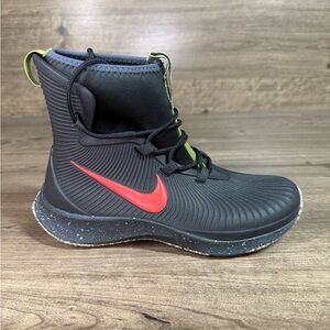 Nike Binzie Kids Puddle Protect Rain/Outdoor Black Boots (No Tag)(7Y)